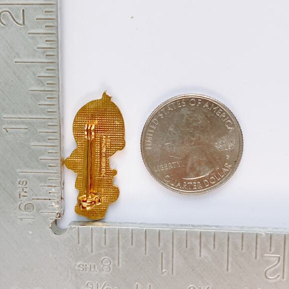 VTG Precious Moments Enamel Lapel Pin 80s Storybook Child Boy Teddy Bear Brooch - Picture 7 of 8